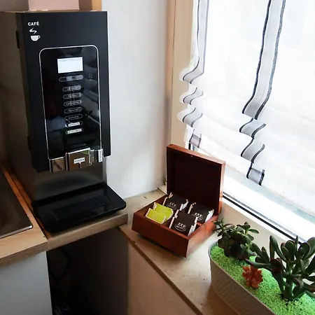 The Penny Pincher Colonia